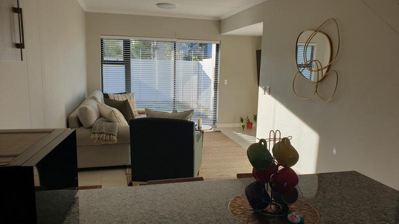 2 Bedroom Property for Sale in Zonnendal Western Cape